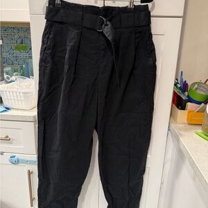 Banana Republic Women’s Black Belted Pleated Pants